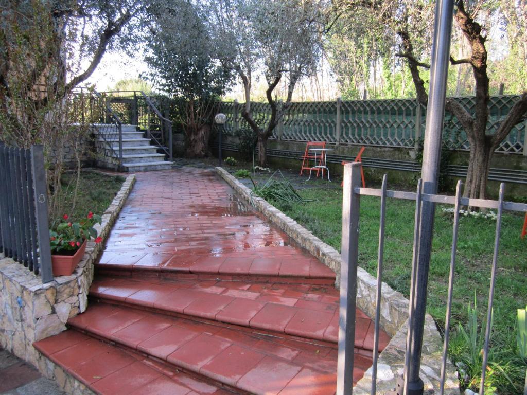 B&B Al Calcandola Sarzana Exterior photo